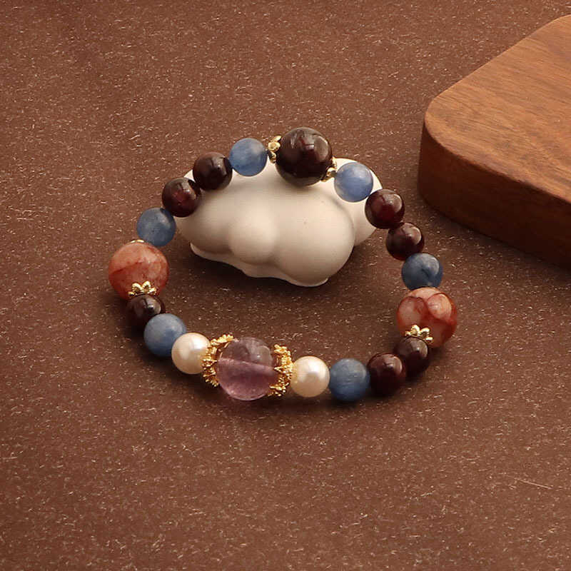 Vòng tay kyanite đỏ keo hoa - Trang sức tự nhiên thời trang