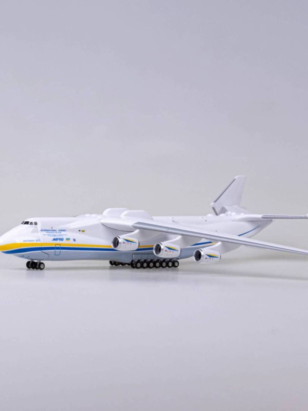Mô hình vận tải An-225 tỷ lệ 1:200 mô phỏng, trang trí máy bay AN225 Ukraine, lắp ráp cho bé trai B
