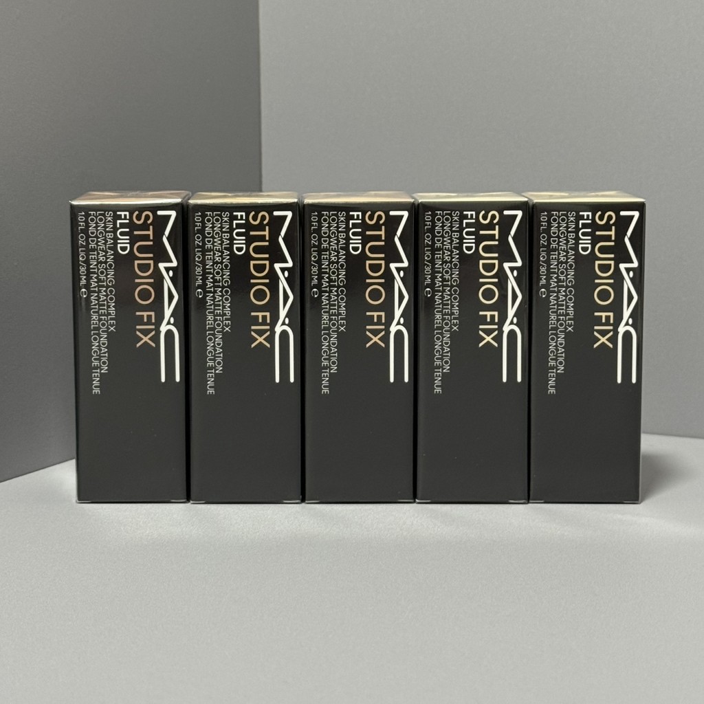 Bán trực tiếp thời trang Phong cách cổ điển P33. Phiên bản mới mac Liquid Foundation 30ml Real Shot 