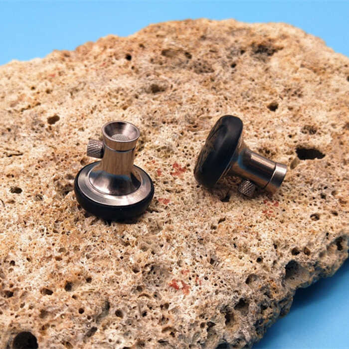 Độc đáo Tùy chỉnh Đồng nguyên chất Kim loại Trombone Màu titan mx500 Đơn vị 15.4mm mmcx Cắm vào Tai 