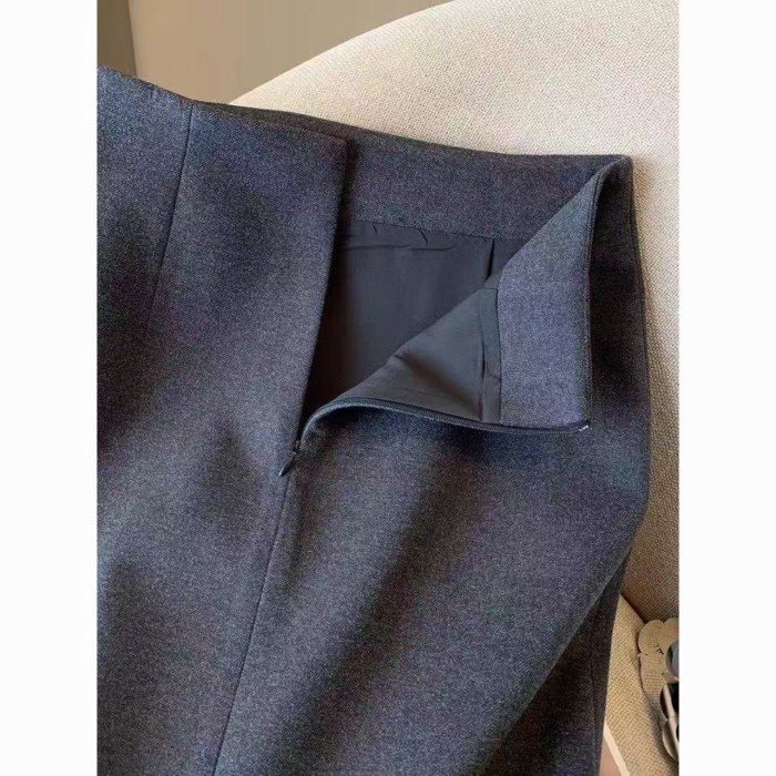 Phong cách Pháp nhẹ nhàng và tinh tế váy xám trí tuệ đi làm váy len thẳng xẻ lưng cao | BigBuy360 - bigbuy360.vn