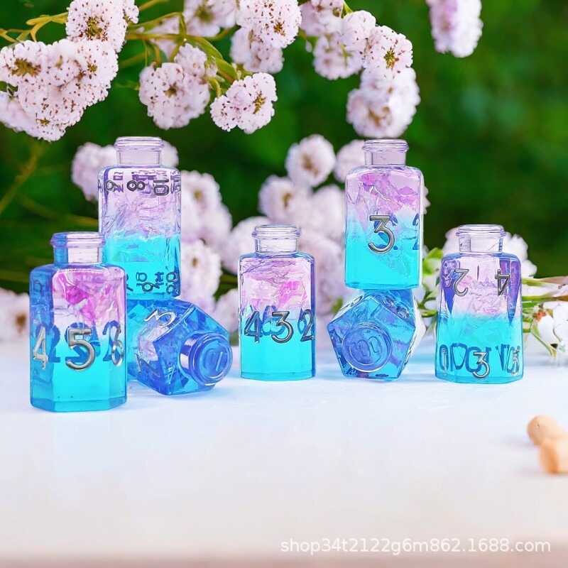 Nhựa DND Dice Dungeon và Dragon Cthulhuo Face Dice Set COC Running Group Board Game