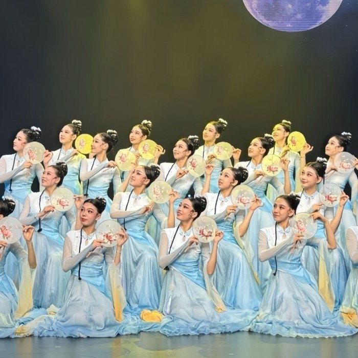 Beihu Yingyue Trang Phục Nguyên Bản Vũ Công Cổ Điển Phong Cách Trung Hoa Thanh Lịch Váy Lớn Nghệ Thu