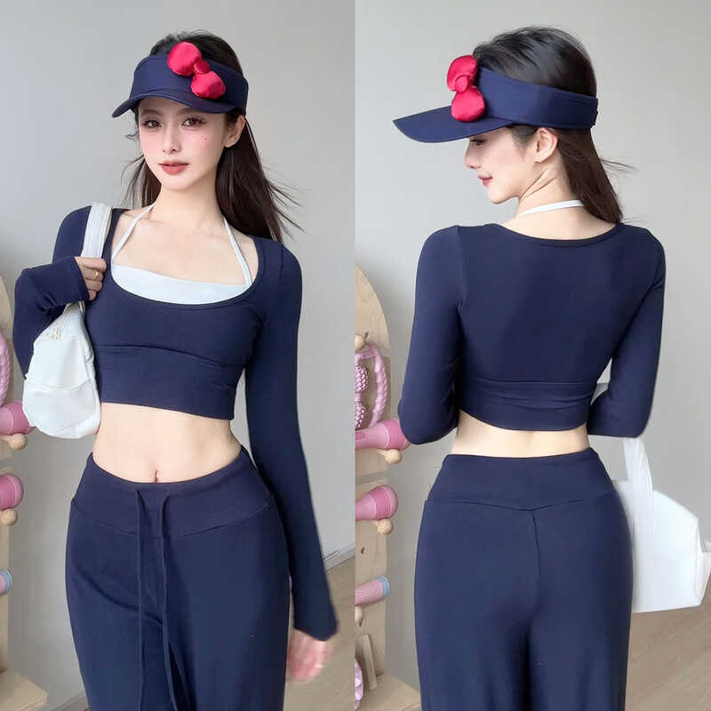 Đồ tập Yoga & Pilates nữ thu đông, áo dài tay và quần thể thao ống rộng