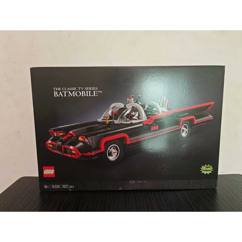 LEGO 76328 Batman: Xe Batmobile từ phim truyền hình kinh điển, đảm bảo chính hãng