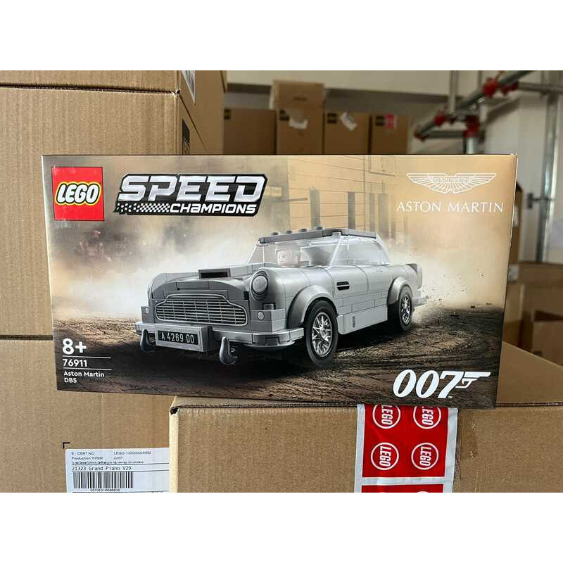 LEGO 76911 Aston Martin