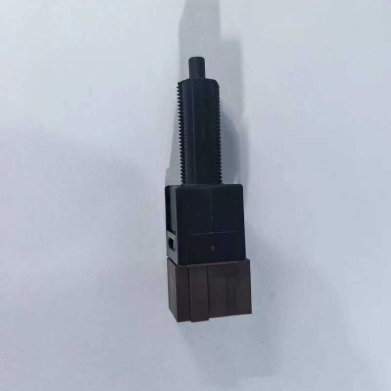 Thích hợp cho Công tắc ly hợp Nissan 25300-AT300 25300-40 25300-AT30A