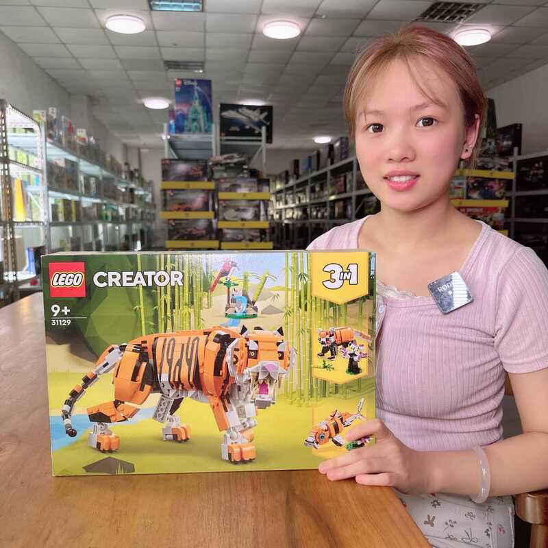 LEGO Creative 3-in-1 Series Mighty Tiger 31129 Ba Cách Xây Dựng Khối Xếp Hình