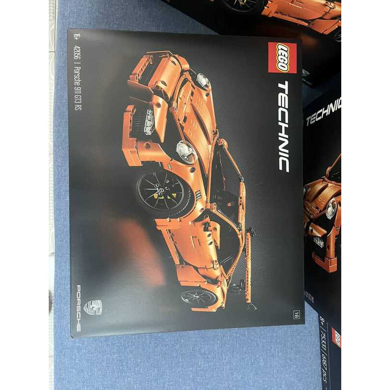 LEGO Technic 42056 Porsche 911 GT3 RS, màu cam, phiên bản ngừng sản xuất.