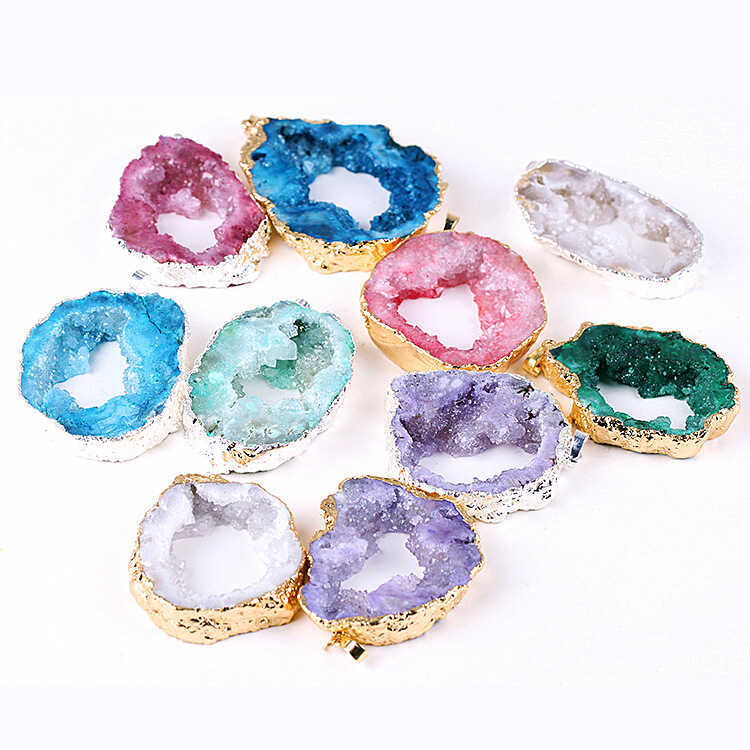 Mặt dây chuyền geode mã não tự nhiên nhiều màu sắc