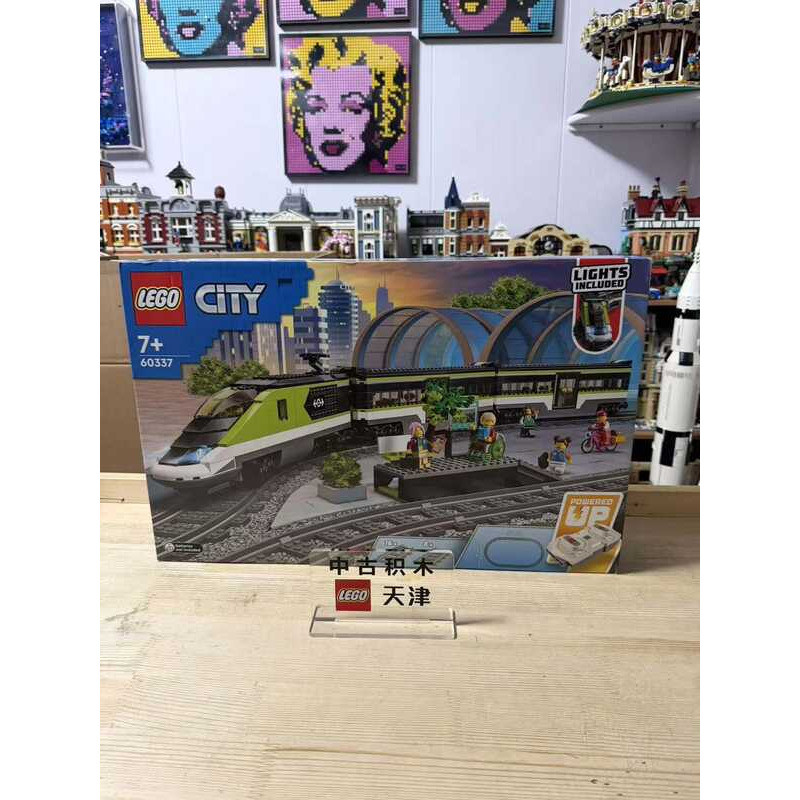 LEGO 60337 Tàu Hành Khách Nhanh Dòng City Series, hộp có một vài lỗi nhỏ.