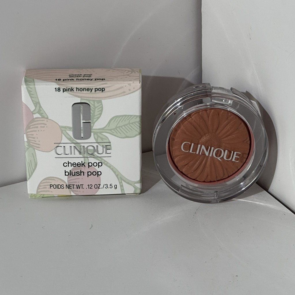 Hot Style 32 Clinique Daisy Blush Cream Phiên bản thông thường 3,5gMàu số. 05 #, 15 #, 18 #, 21 #.Kh