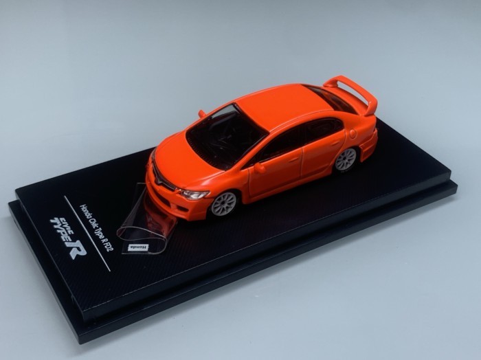 Model 1 / 64 Honda Civic Type R FD2 Phiên bản màu cam (có nhãn dán Logo ô tô) Xe mô hình hợp kim