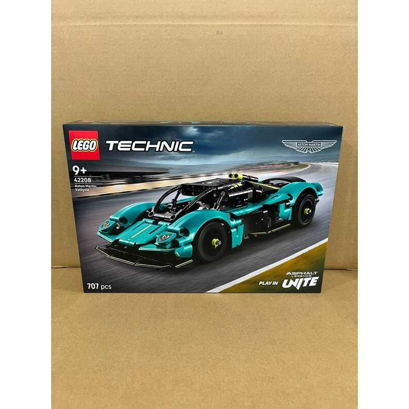 LEGO 42208 Mô hình xe thể thao Aston Martin Valkyrie cơ khí