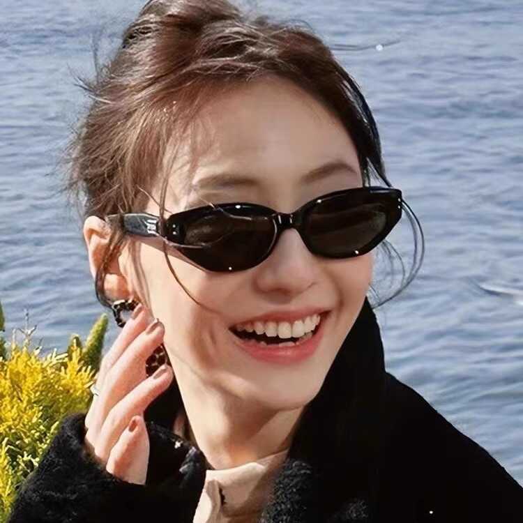 Rococo Zhang Ruonan Kính Mát Cùng Phong Cách Nữ GM Kính Mát Mắt Mèo 2025 Phong Cách Mới Cao Cấp Yu S