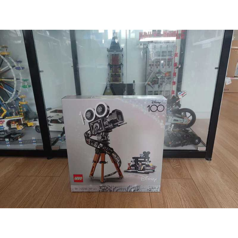LEGO 43230 Disney Series, mô phỏng máy quay của Walt Disney, sản phẩm chính hãng.