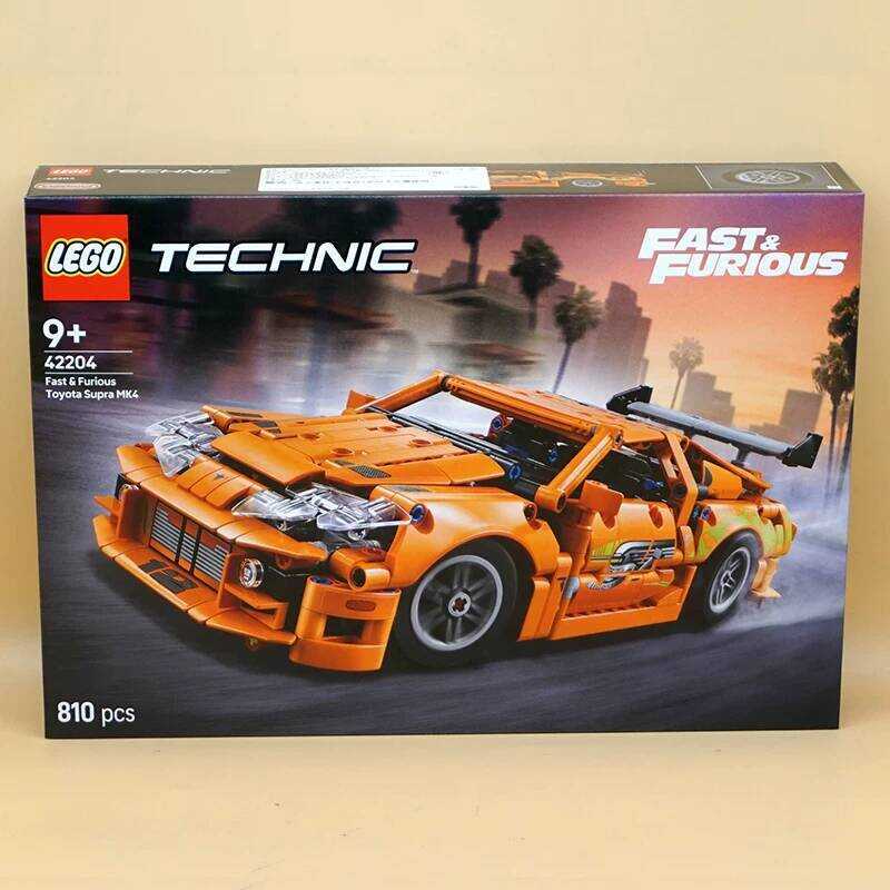 LEGO 42204 Toyota Supra MK4, cùng mẫu với xe trong phim Fast and Furious.