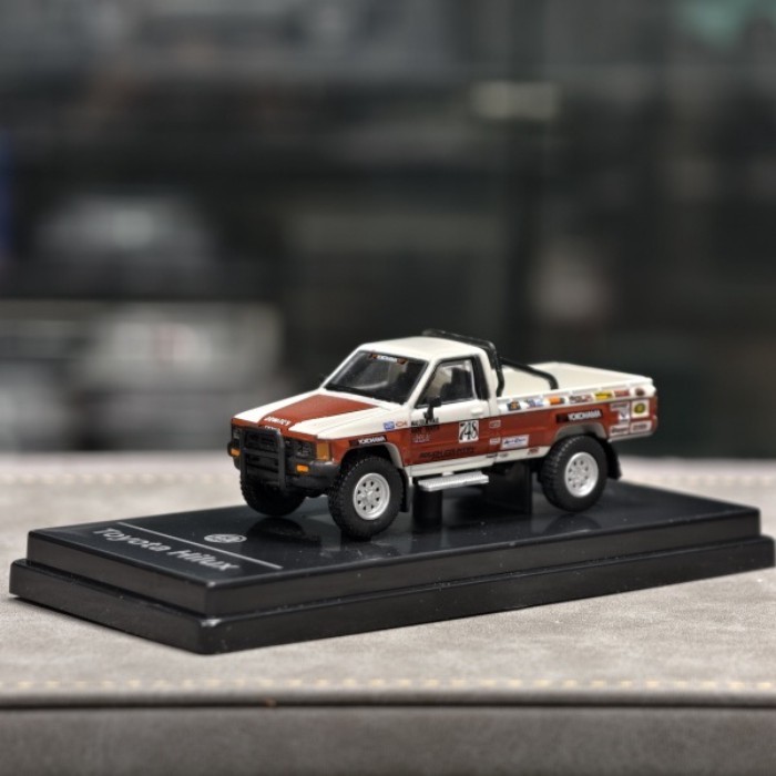 PARA 1: 64 Toyota Hellax Pickup 1985 Mẫu xe hợp kim Toyota Hilux Class
