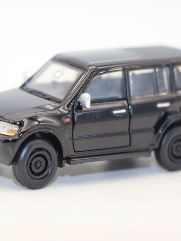 BMC 1 64 Pajero 3l Lingpajero Xe Jeep Thế Hệ Thứ 3 Hợp Kim Xe Mô Phỏng Đồ Chơi Xe Ô Tô Đồ Trang Trí