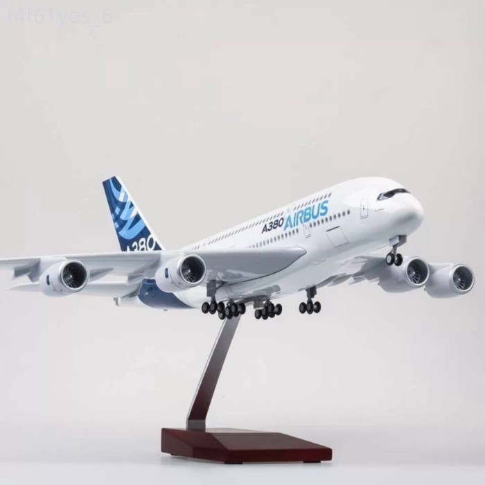 [ Giá SIÊU RẺ ] Mô hình Airbus A380, Boeing B747 của hãng hàng không China Southern Airlines với bá