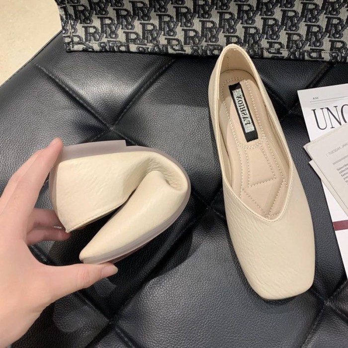 Flat Shoes For Women New Spring And Autumn All-match Work Shoes Slip-on Beanie Shoes