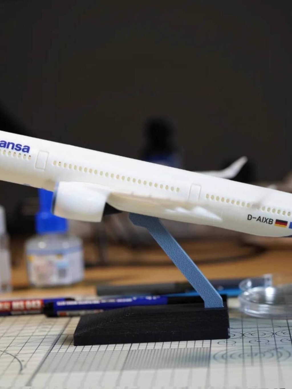 [VIP] [Mô lắp ráp] Bộ mô hình máy bay chở khách Airbus A350-900