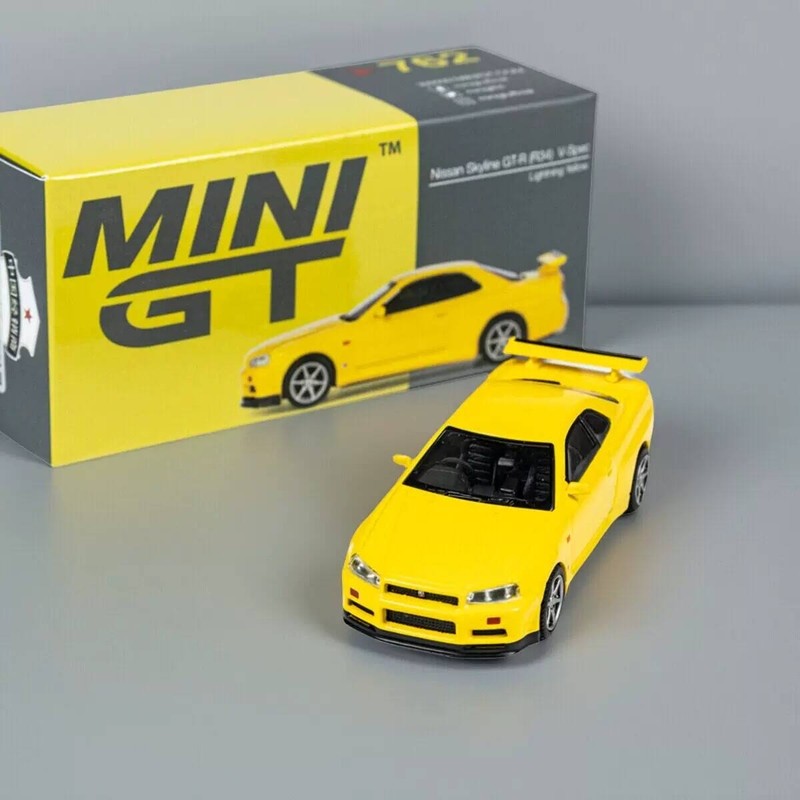 MINIGT1: 64 #762 Mẫu xe hợp kim Skyline GTR R34 V-Spec