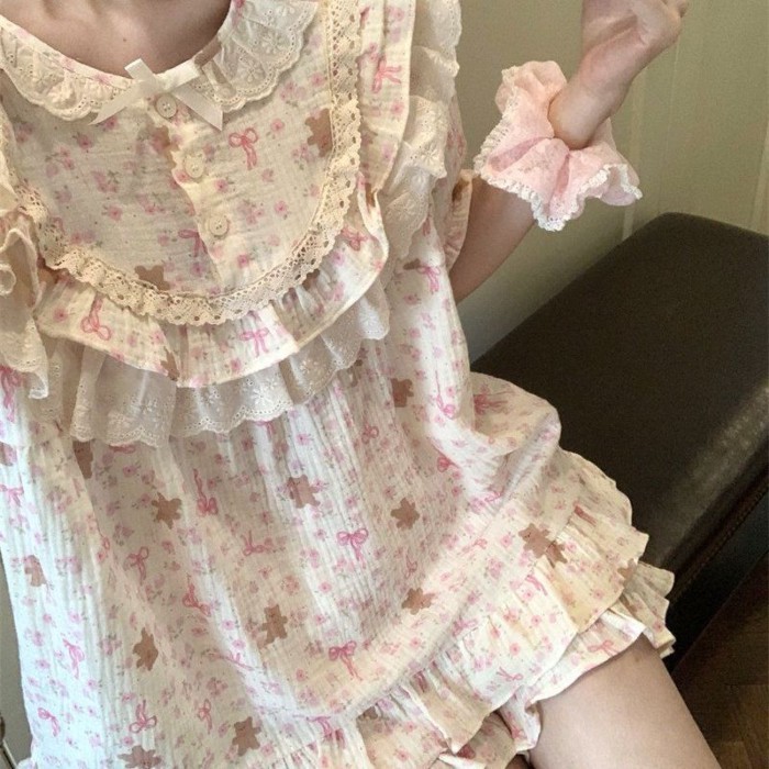 Lace Palace Style Floral Ruffled T-shirt Women's Short-sleeved Shorts Cartoon Bear High-end I