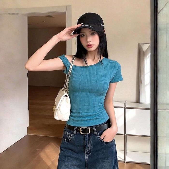 Off-shoulder Short-sleeved T-shirt Korean Style Slimming Design Off-shoulder Top