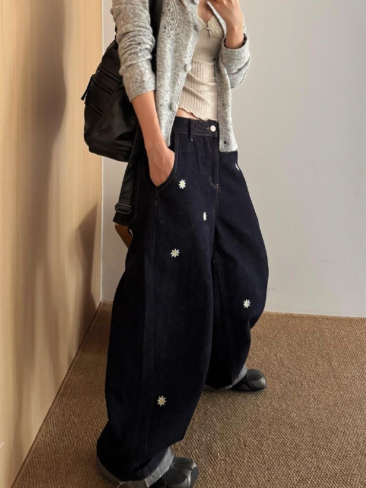 Quần Jean Nữ Thêu Họa Tiết Hoa Cúc Retro, Thiết Kế Hot Girl Lazy Boy Style, Mềm Mại và Thoải Mái