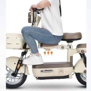 Xe điện trẻ em ghế skateboard pin xe ô tô em bé ghế an toàn có thể nâng hai chiều hai chiều