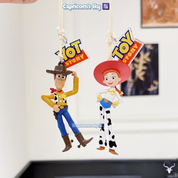 Đồ chơi vận động viên mặt dây chuyền treo xe ô tô Buzz Lightyear mát mẻ Woody Tris trang trí gương