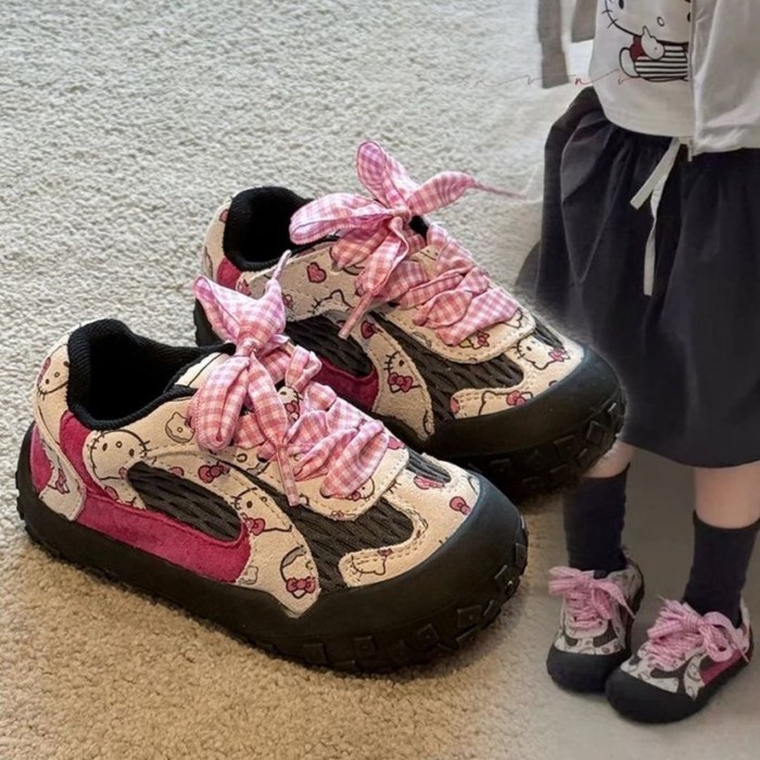 Girls Sports Shoes Spring New Girls Casual Dad Shoes Outdoor Hiking Shoes Soft Bottom Boys Ru