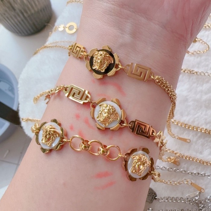 Vòng tay Versace Medusa Vòng tay họa tiết cổ điển được cá nhân hóa