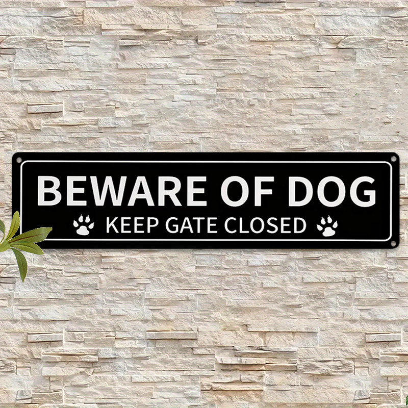Dấu hiệu kim loại "BEWARE OF DOG" cổ điển - Mảng cảnh báo bằng nhôm mộc mạc có chân in cho sân, tran