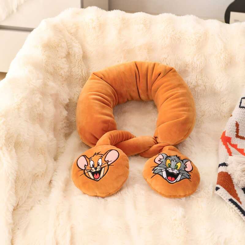 Gối thêu hình chữ u Tom và Jerry chính hãng