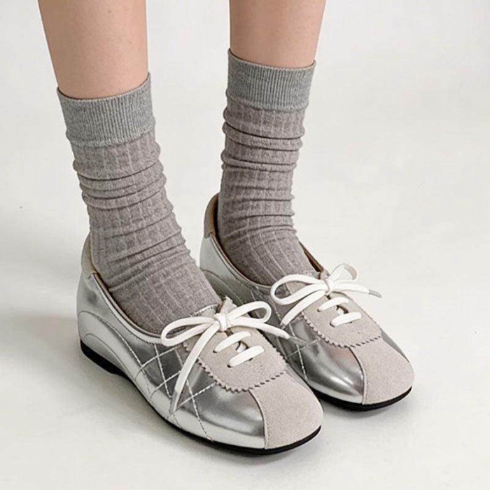 New Spliced silver Casual Shoes Shallow Flat Bottom Silver Single Shoes Lace-up Small Round T