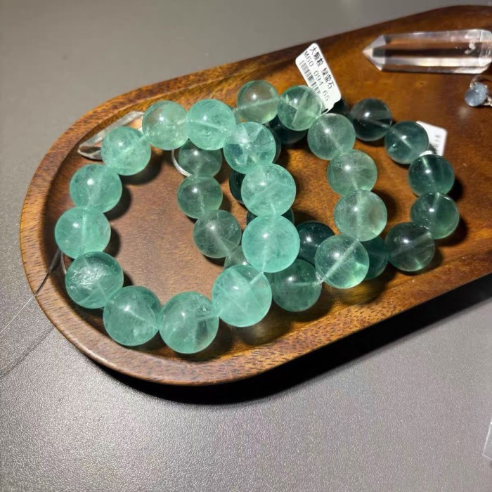 Vòng tay Fluorite màu xanh lá cây Vòng tay Fluorite màu xanh lá cây Fluorite Mambo Bạc hà Xanh Vòng 
