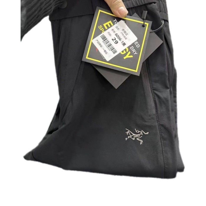 ARCTERYX Mùa Hè Vỏ Mềm Ngoài Trời Áo Khoác Quần Thẳng Thời Trang Nam Nữ Quần Slim Fit Chống Gió Và W