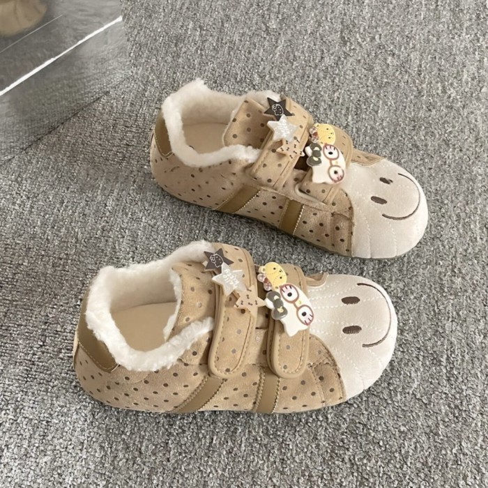 Cute Style Plus Velvet Moral Training Shoes For Female Students, New Popular Velcro Warm Two-pad