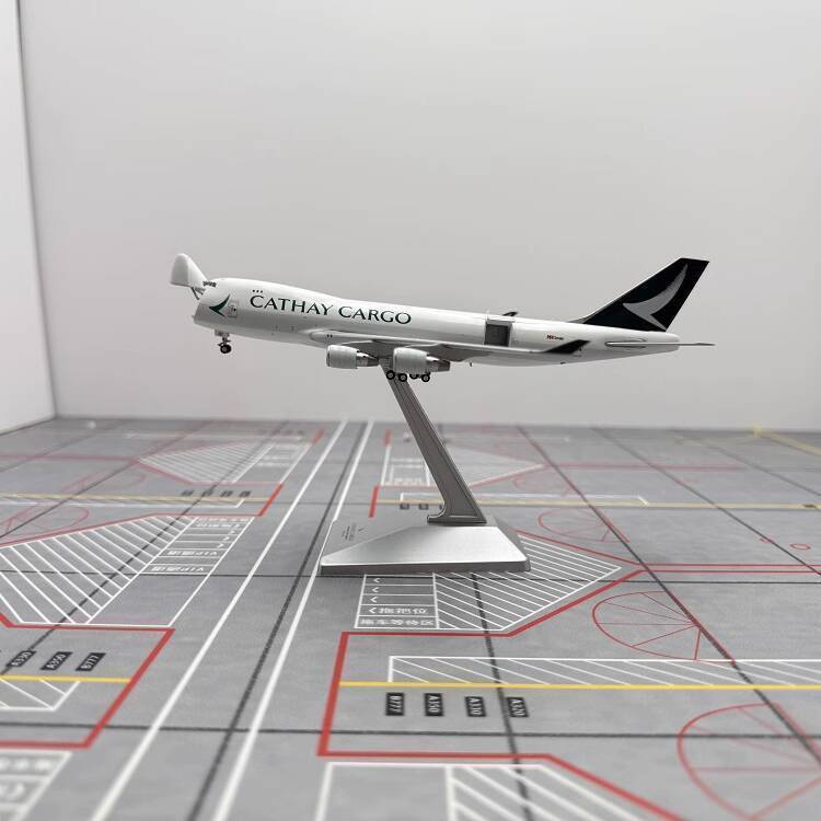 YY Wings 1/400 Cathay Pacific B747-400F Phụ tùng thay thế Mô hình máy bay hợp kim mở khoang hàng B-