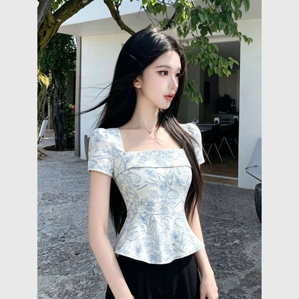 Hàng sẵn có Vận chuyển nhanh Blue Chanel Style In Top 2026 Mùa hè sang trọng Người nổi tiếng Cao cấp