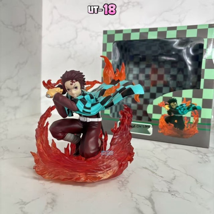 Kẻ giết quỷ: Kimetsu no Yaiba 1/8 Mô hình ngoại vi hoạt hình hình ngọn lửa Tanjiro
