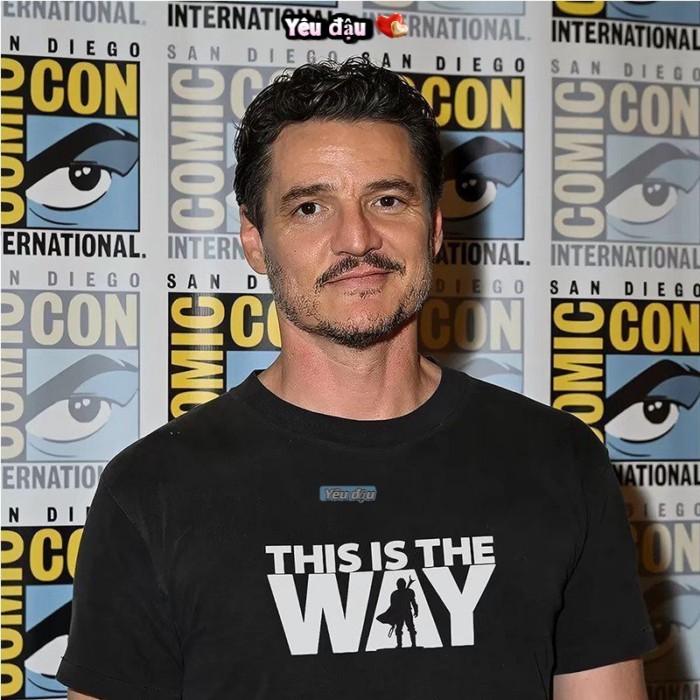 Chiến tranh giữa các vì sao The Mandalorian Pedro Pascal đây là/cách áo thun cotton ngắn tay mùa hè