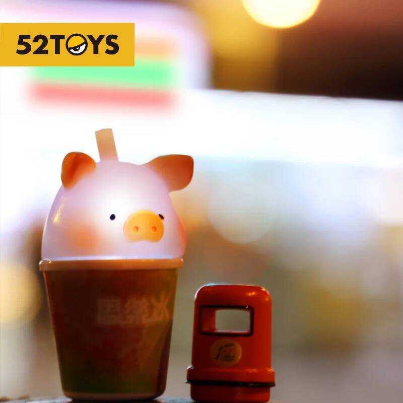 4cm LuLu Pig Mini Convenience Store (7 Eleven X LuLu) Animal Kawaii Action Figurines Ornaments Figur