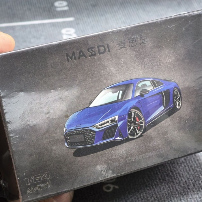 Maxdi 1 / 64 Audi R8 V10 Coupe Hiệu suất Xe thể thao Mô phỏng Mô hình xe hợp kim
