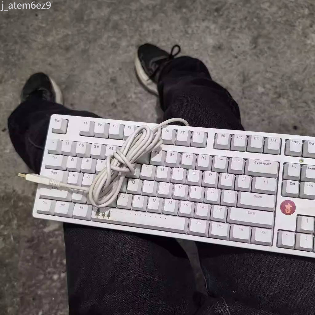 [Ảnh thật/Sẵn] Bàn phím cơ iKBC C87 trắng có thể thương lượng, công tắc đỏ, chức năng bình thường