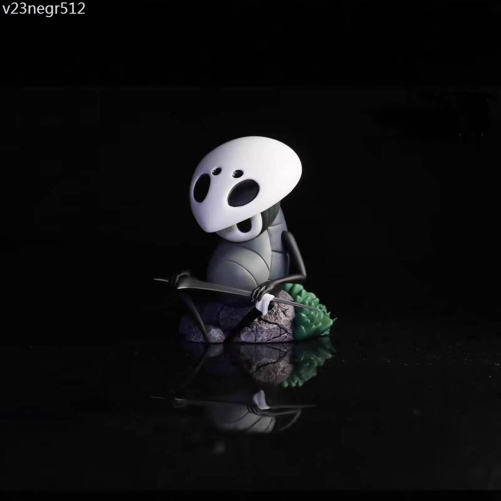 [Ảnh thật/Sẵn]  Mô nhân vật Kuro ngồi trong Hollow Knight, chơi game, quà tặng học sinh, mô hình an