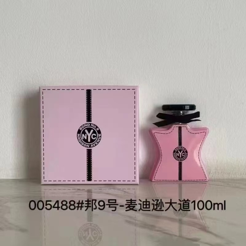 Phong cách nóng bỏng 75007213Bang No. 9 Quận Tribeca 100ml 008441Bang No. 9 Bicman Square 100ml 0054