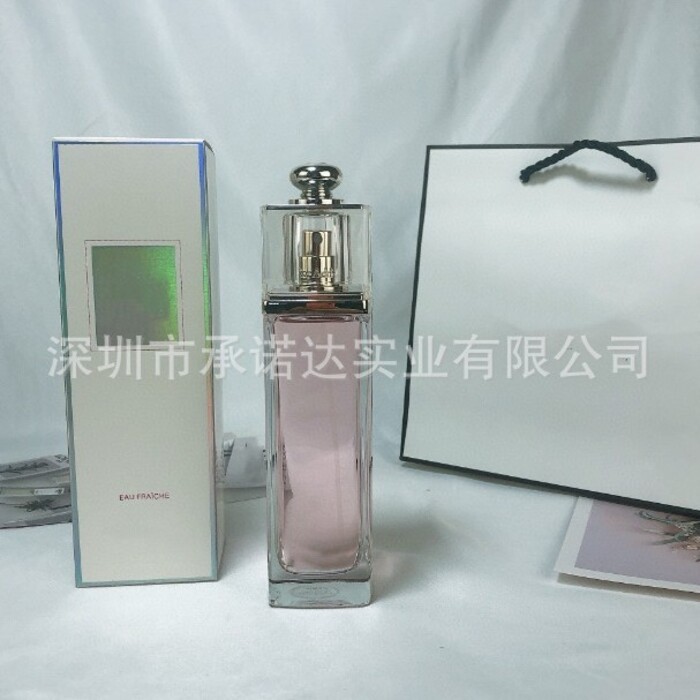 Bắn thật❤ Nước hoa Việt Nam Gói trang trọng Pink Charm 100ml Nước hoa nữ Nước hoa Blue Charm f95